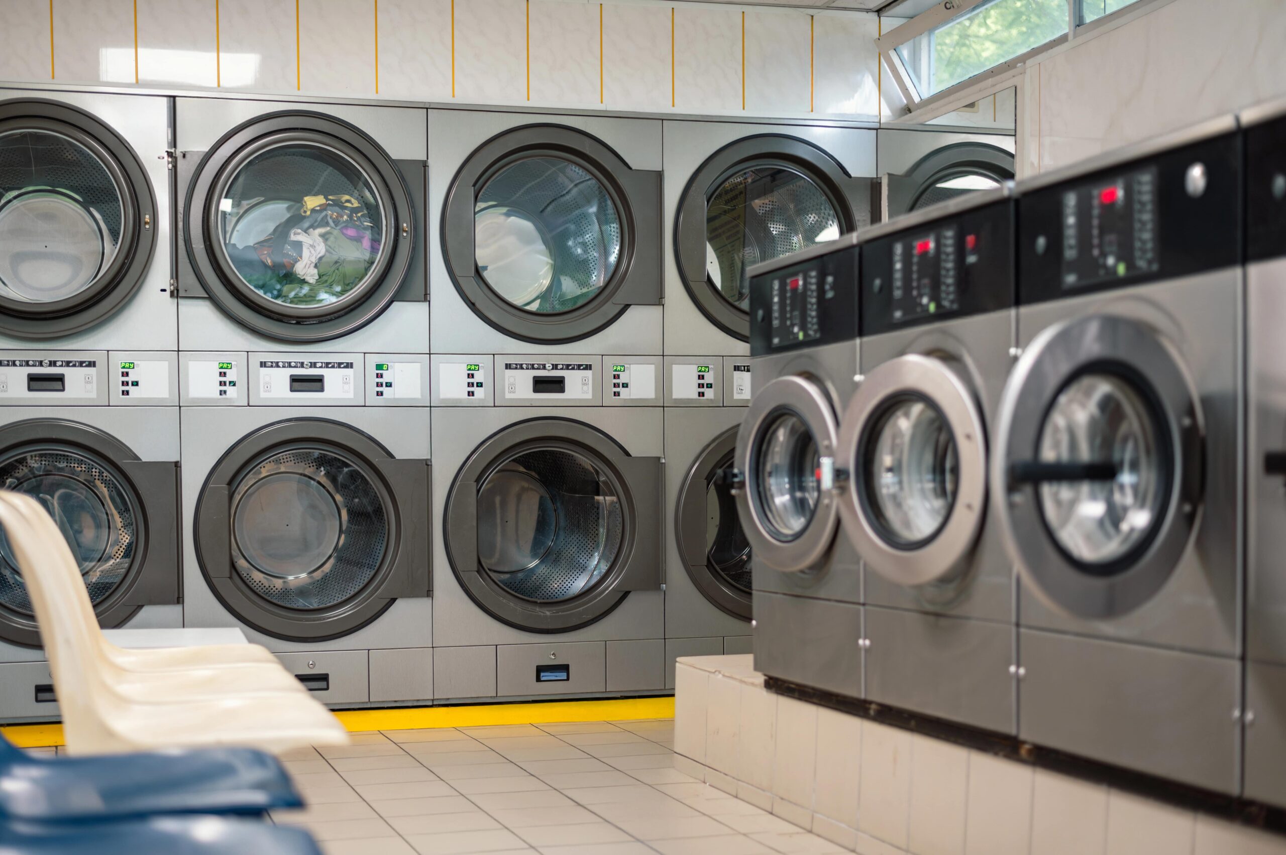 Laundromat equipment